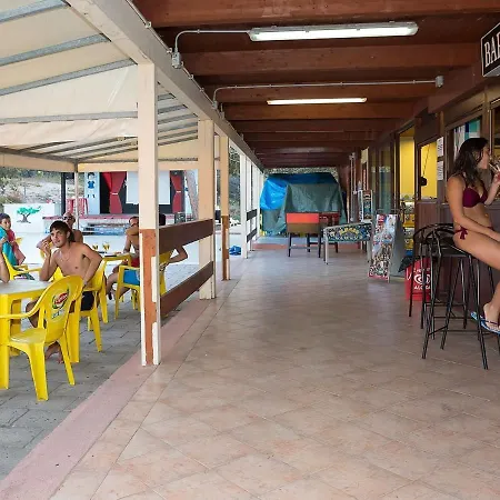 Appealing Mobile Home In Sorso With Shared Pool בית נופש סורסו
